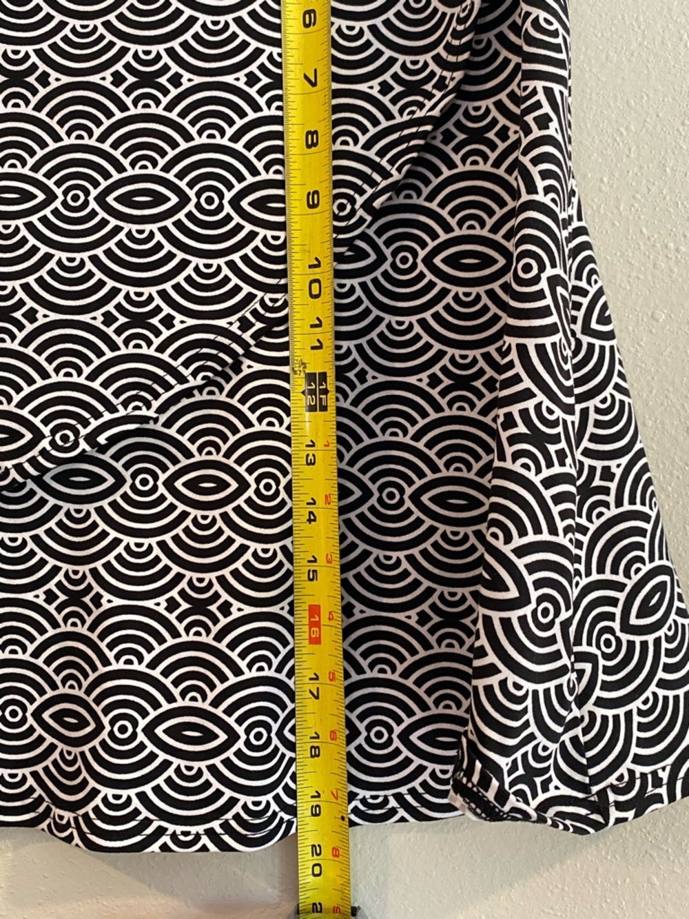 Soybu Sport Skirt Sz Large Black & White Geometric Scallop Print Athletic Sporty - Picture 4 of 8